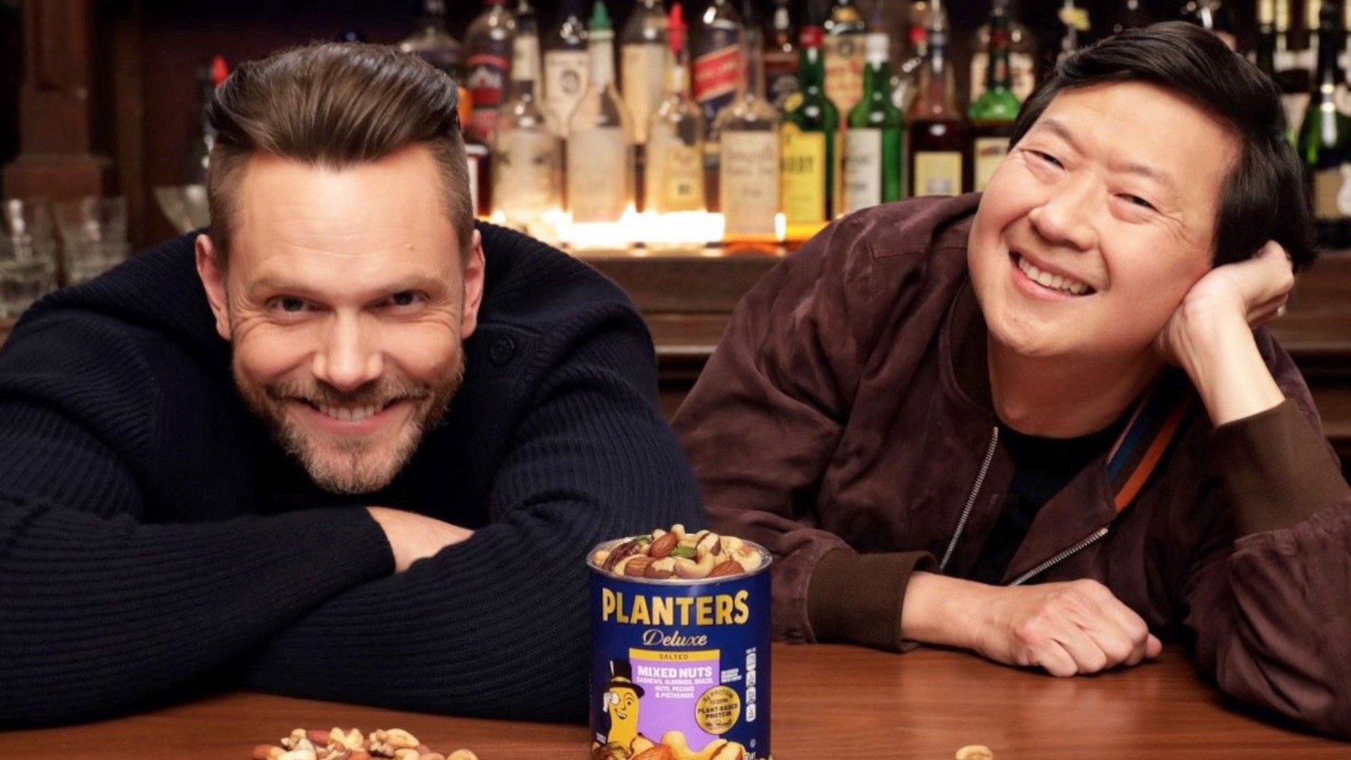 How do you eat mixed nuts? Watch Ken Jeong and Joel McHale argue in the latest Planters Super Bowl ad. Buzz60's Maria Mercedes Galuppo has the story.