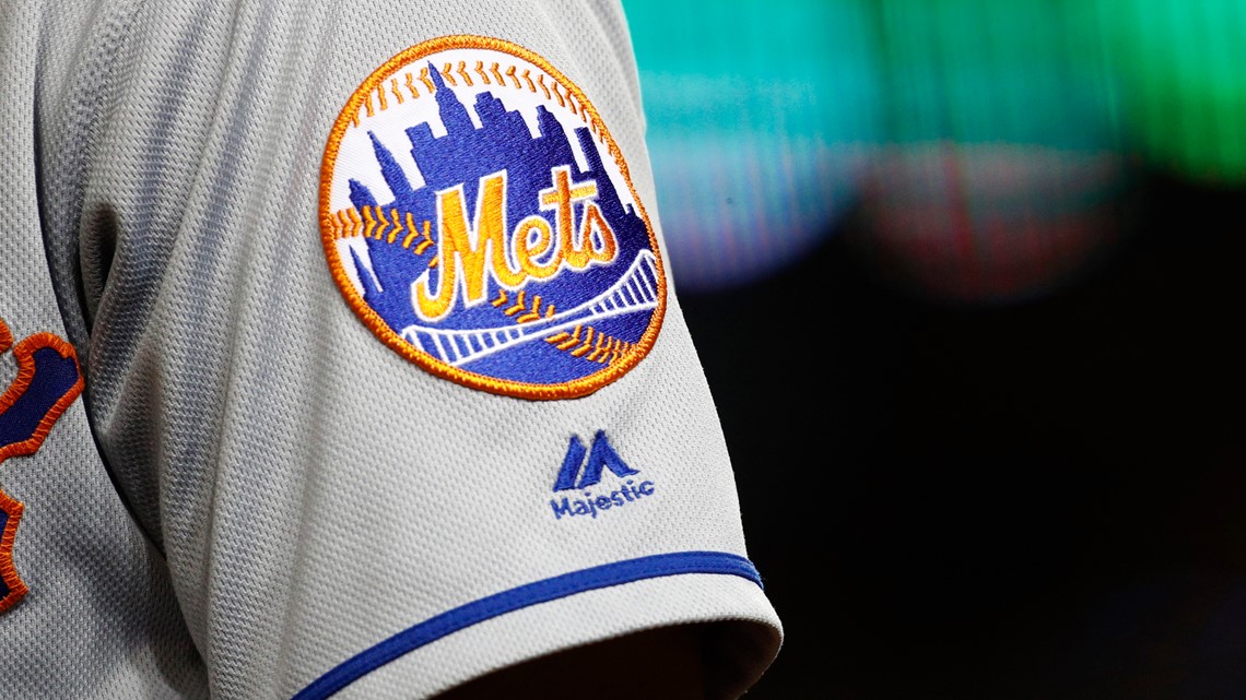 New York Mets fire general manager Jared Porter after texts