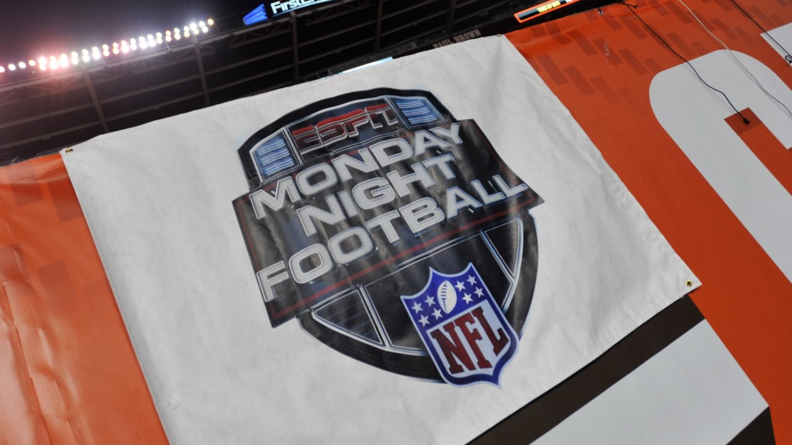 what station is monday night football on tonight