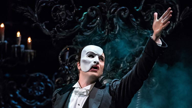 'The Phantom of the Opera' postpones final Broadway performance