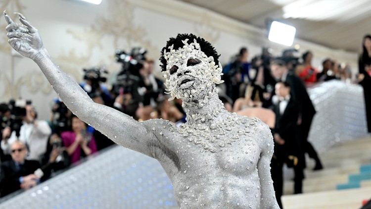 Maude Apatow attends the 2023 Met Gala Celebrating 'Karl Lagerfeld