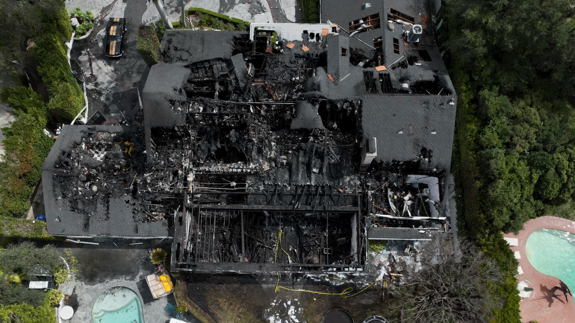 Cara Delevingne's L.A. home destroyed in fire