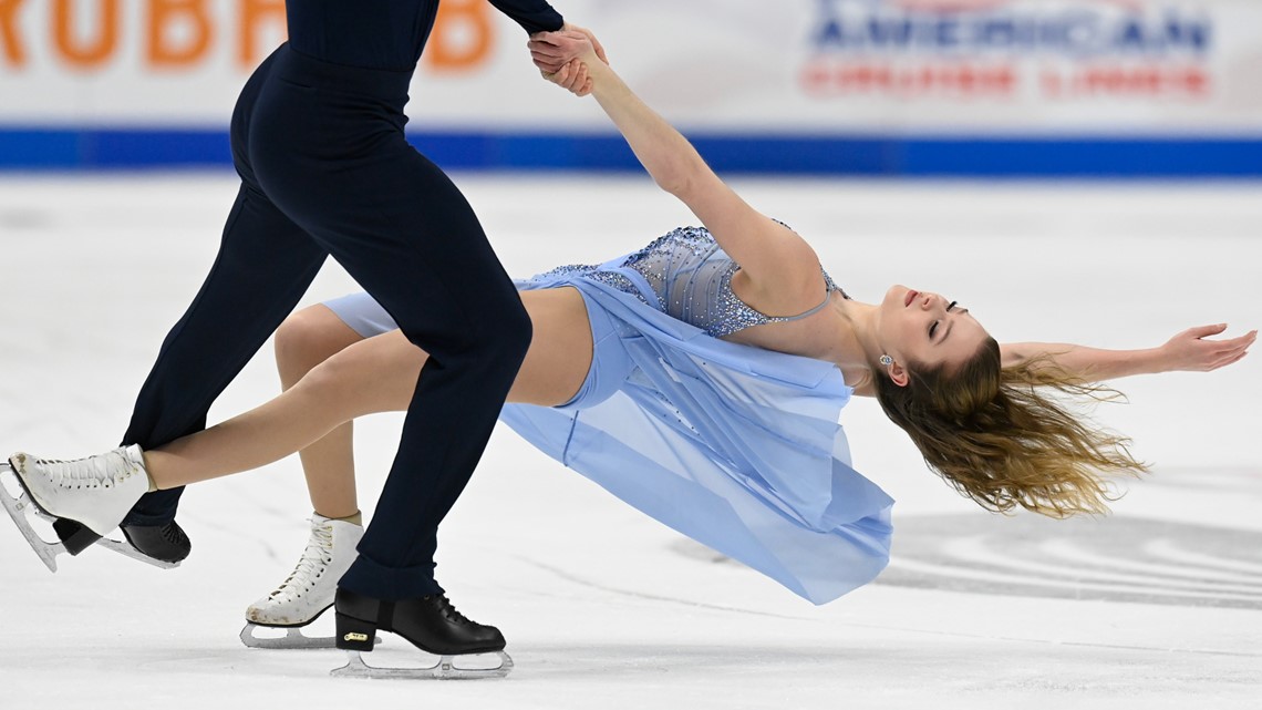 What's the difference between ice dancing, pairs figure skating