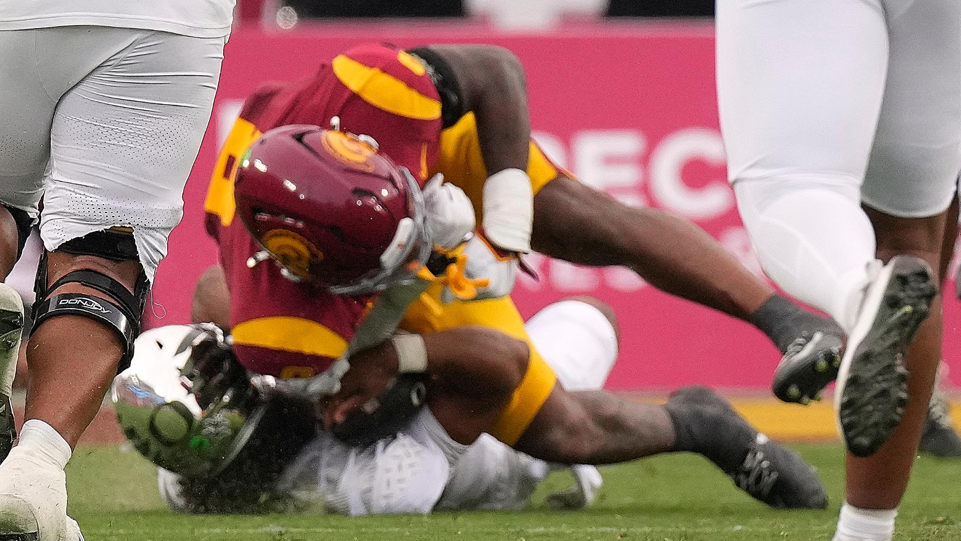 USC suspends LB Desman Stephens for 1 game for his dangerous hit on ...