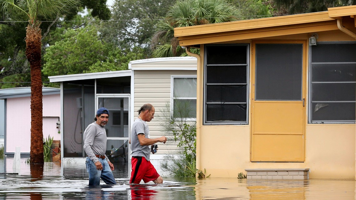 Idalia weakens to tropical storm after hitting Florida, Georgia ...