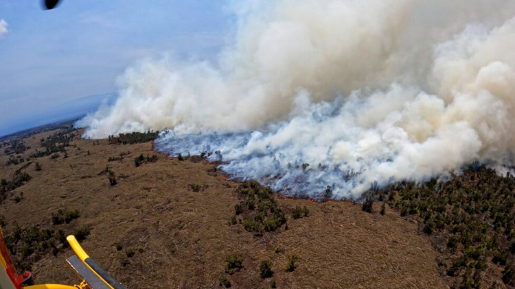 Large wildfire burning amid drought on Hawaii’s Big Island