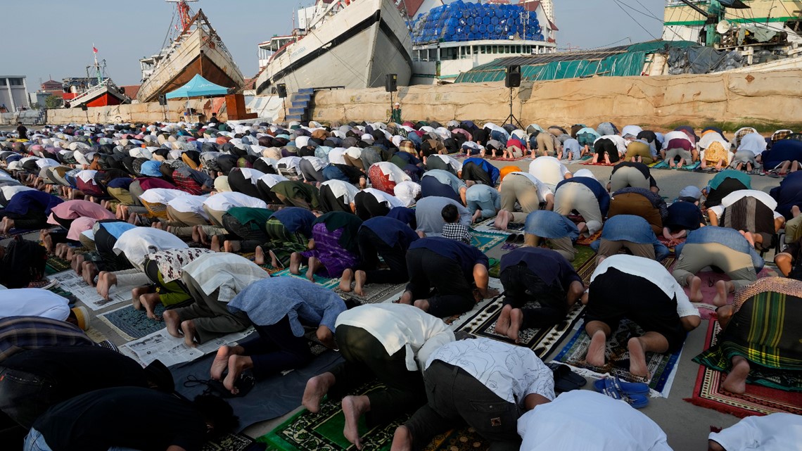 Eid celebrations marked by high food prices | newscentermaine.com - Vimarsana News