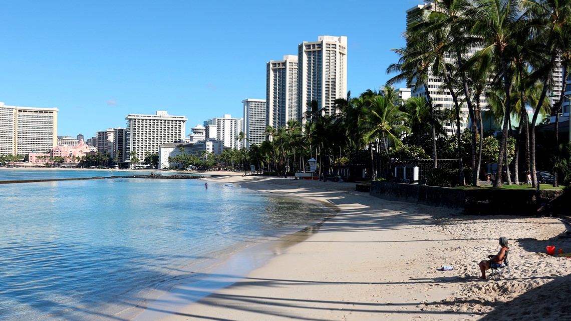 Hawaii may require COVID booster for visitors by next