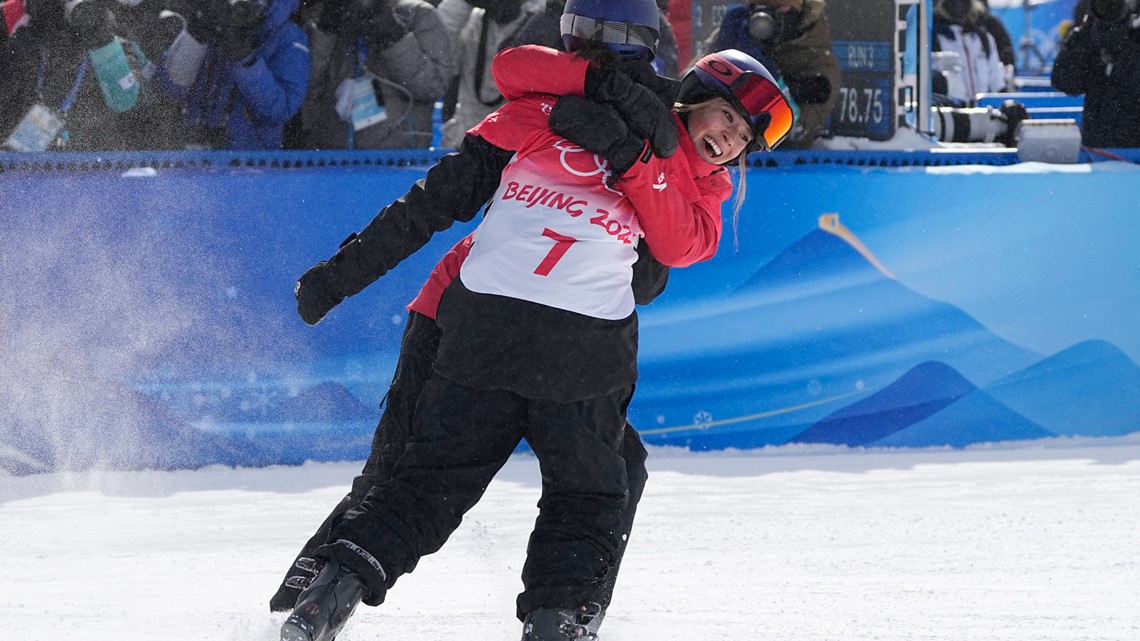 Front Office Sports on X: Get used to hearing the name Eileen Gu. The  17-year-old took home two gold medals — on the halfpipe and in slopestyle —  at the 2021 X