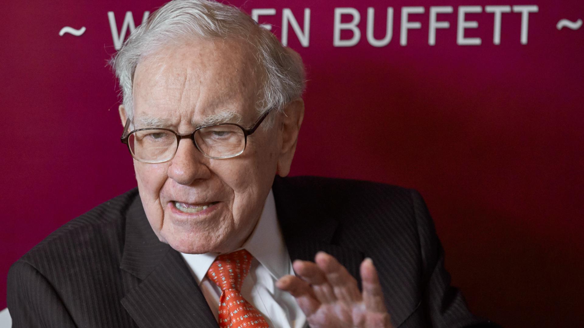 Warren Buffett buys Berkshire Hathaway's remaining utilities