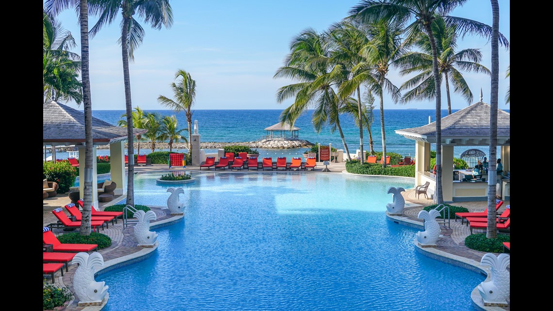 Caribbean All Inclusive Resorts Maximum Fun For The Money The Pool At Jewel Grande Montego Bay Is Steps From Caribbean Sea