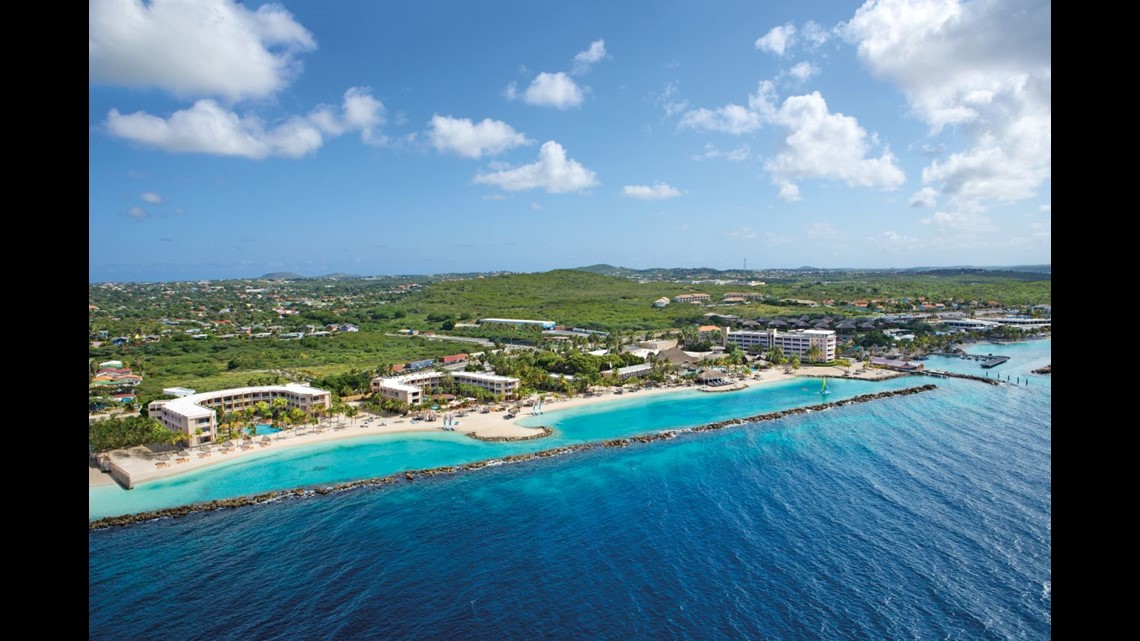 Caribbean All Inclusive Resorts Maximum Fun For The Money Curacao Sunscape Is The Largest Beach All Inclusive On 38 Mile Long Island