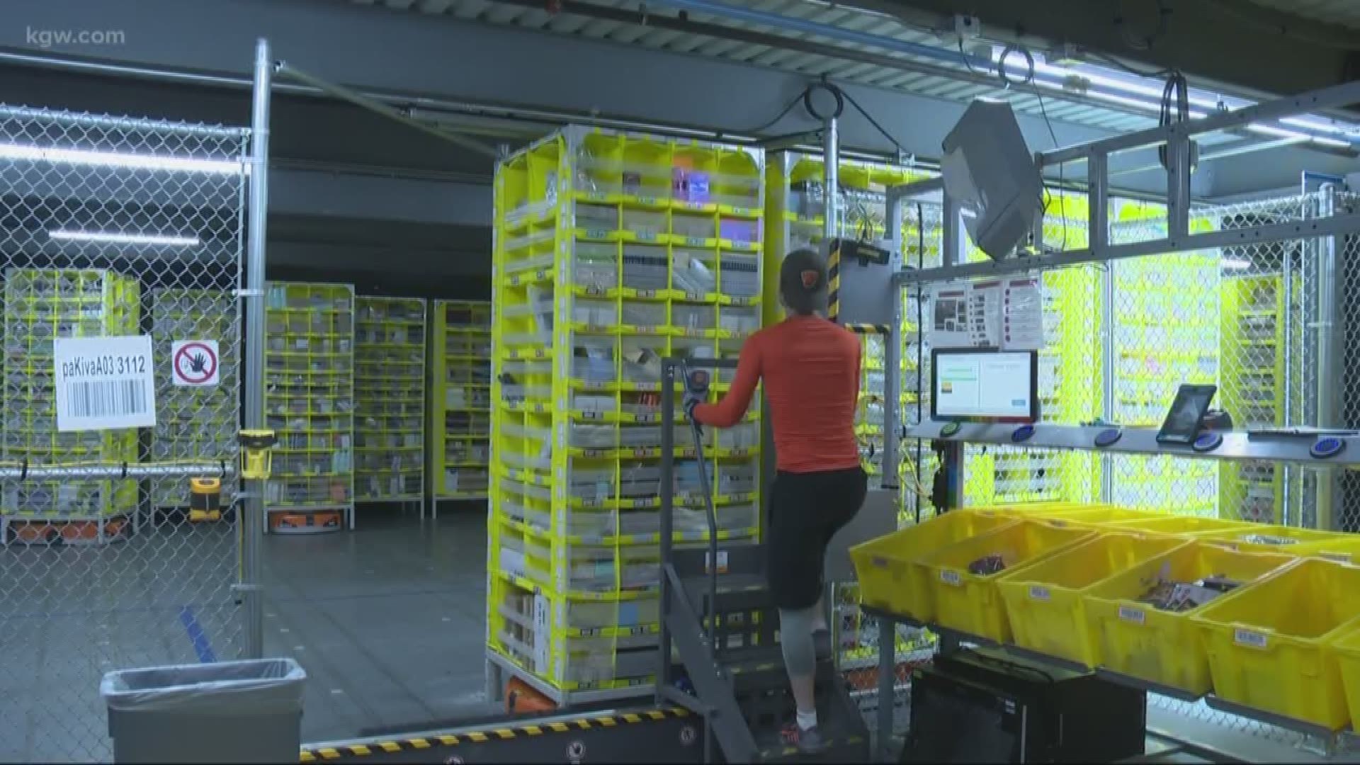 Here's a look at the working conditions inside a new Amazon fulfillment center in Troutdale, Oregon.