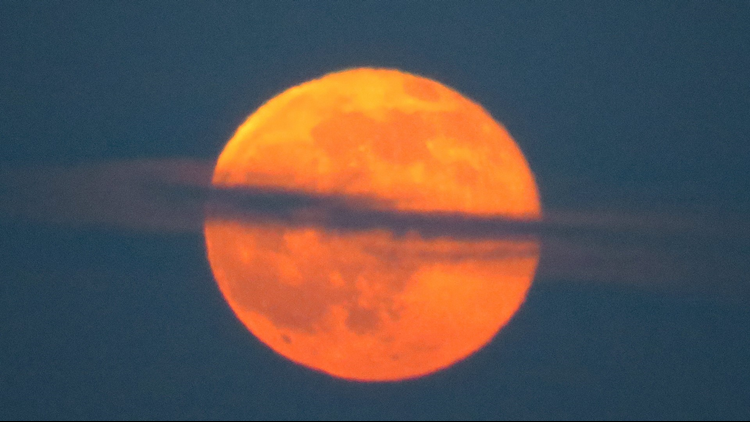 Strawberry Moon, bright Venus highlight busy celestial weekend
