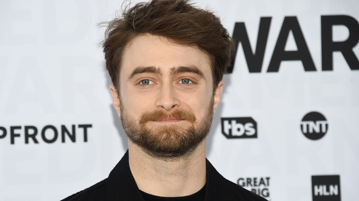 Daniel Radcliffe Reads Harry Potter For Fans At Home 1675