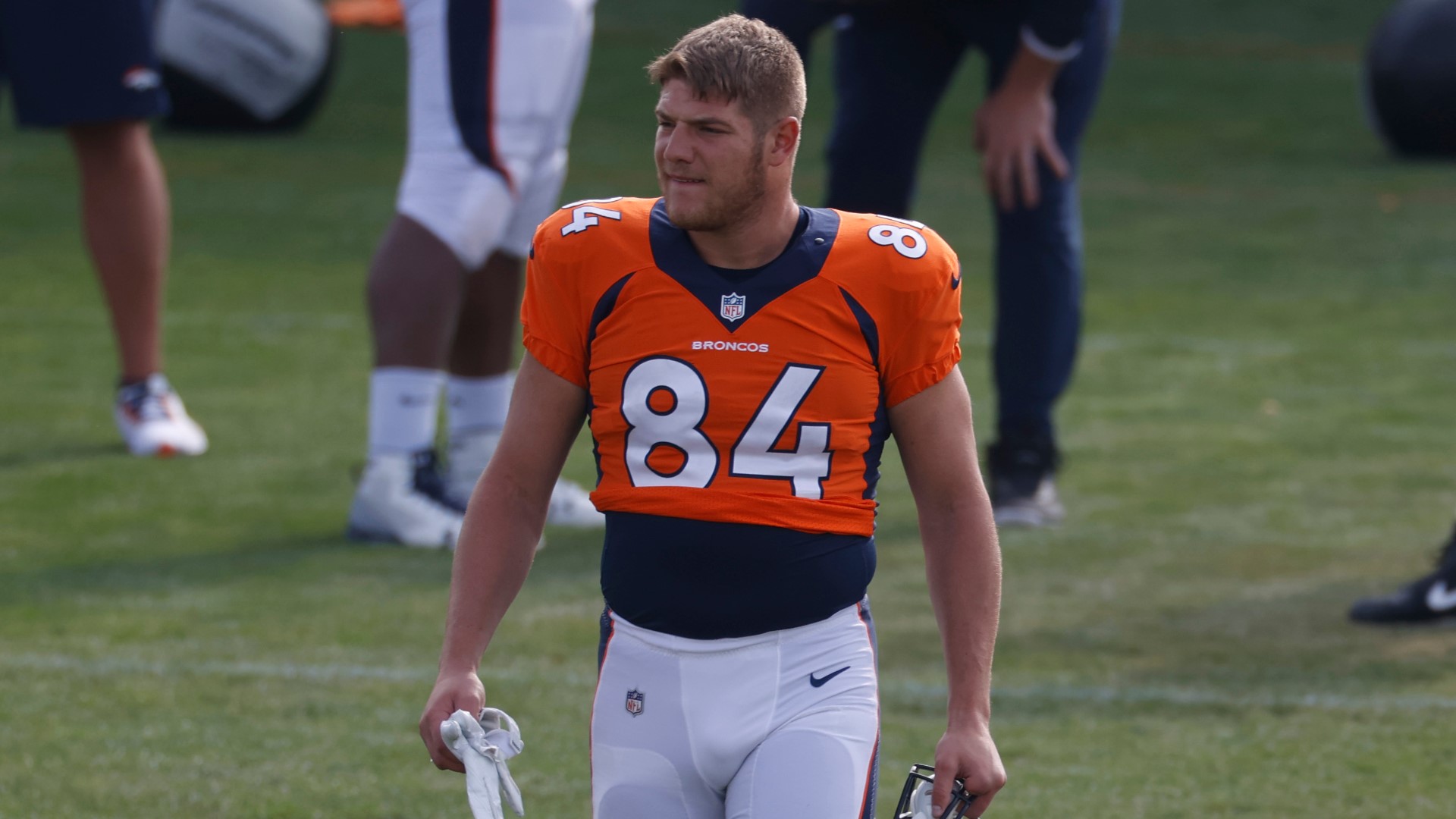 Broncos calling up 3 practice squad reinforcements