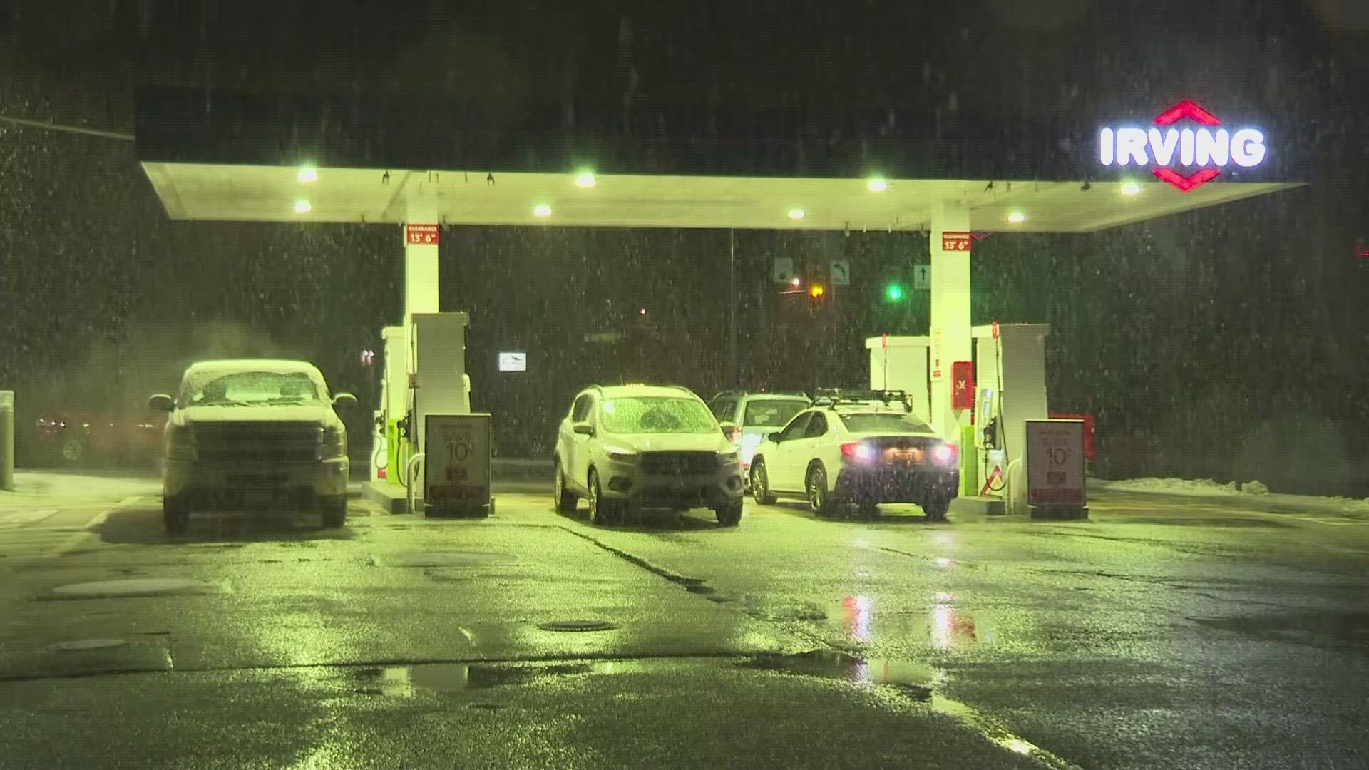 Wednesday night, locals in Gray were busy filling up gas tanks for their generators in case of power outages.