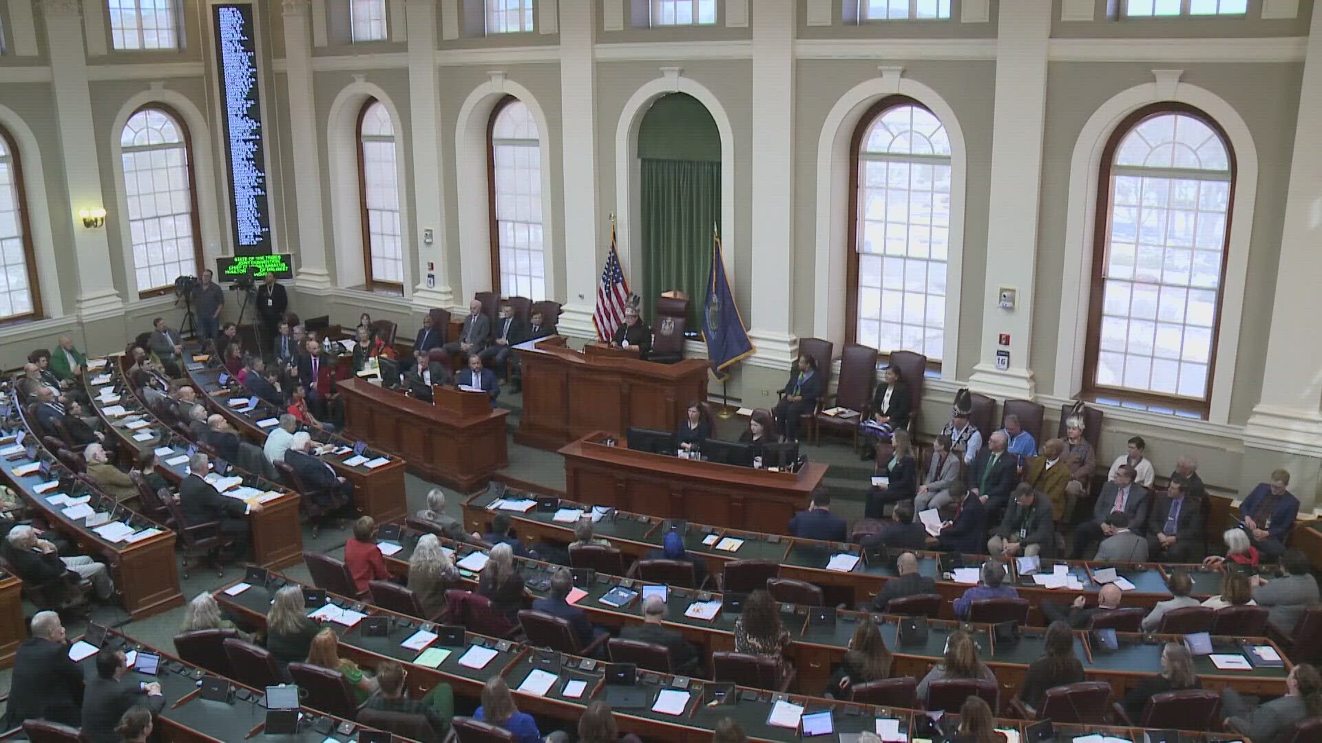 Lawmakers returned to the Maine House Thursday and voted to sustain the governor's two vetos. The Senate also passed LD 1619, a highly-debated abortion bill.