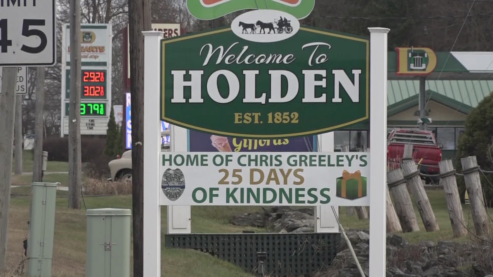 Six years ago, the late Holden police Chief Chris Greeley kicked off 25 Days of Kindness as a simple way to make an impact on the community. That legacy continues.