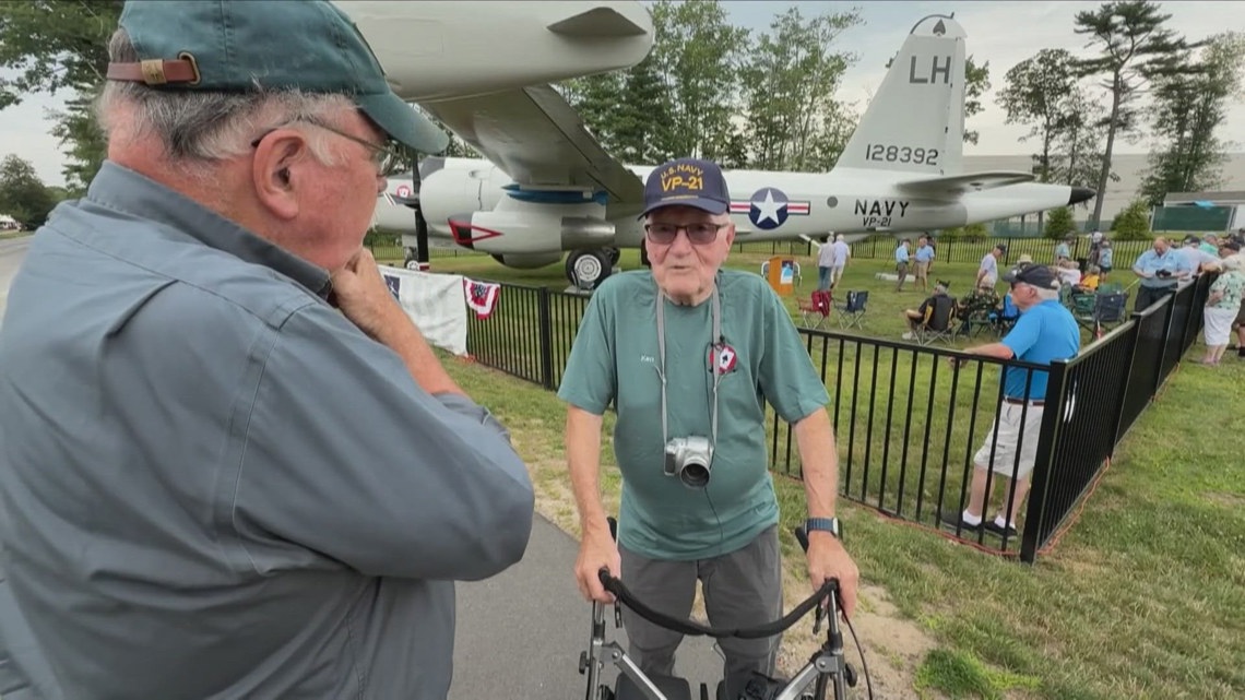 Restoration of US Navy plane brings veterans back to former Brunswick base