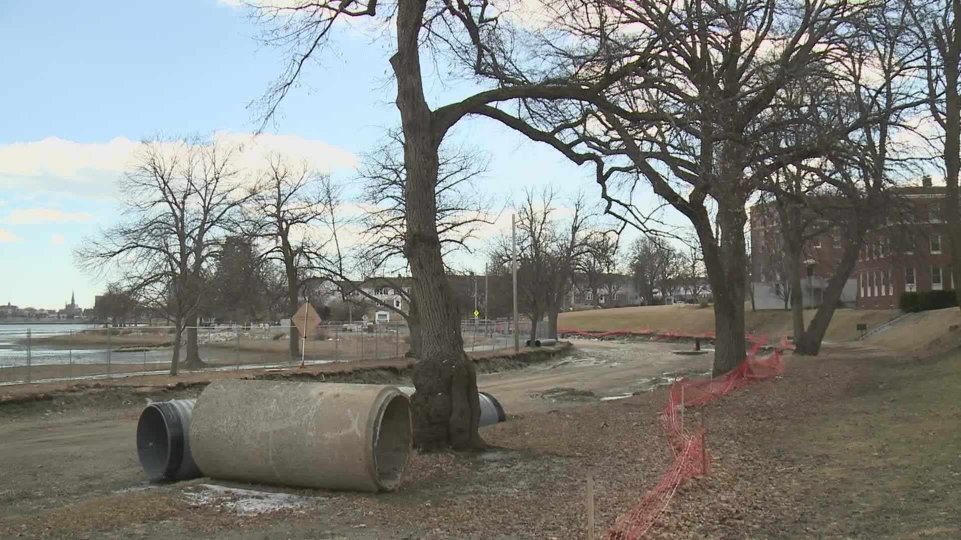 Construction started up again March 14 to fix a wastewater pipe installed in the 1970s.