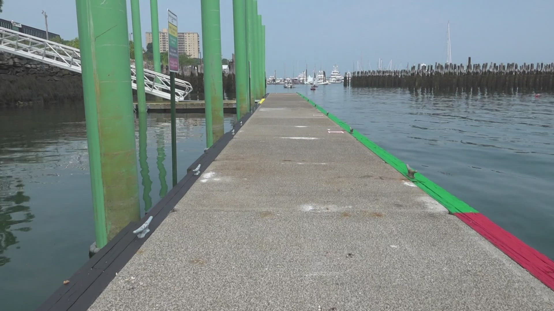 The public landing has room for taxis, tour groups, and private boat owners.