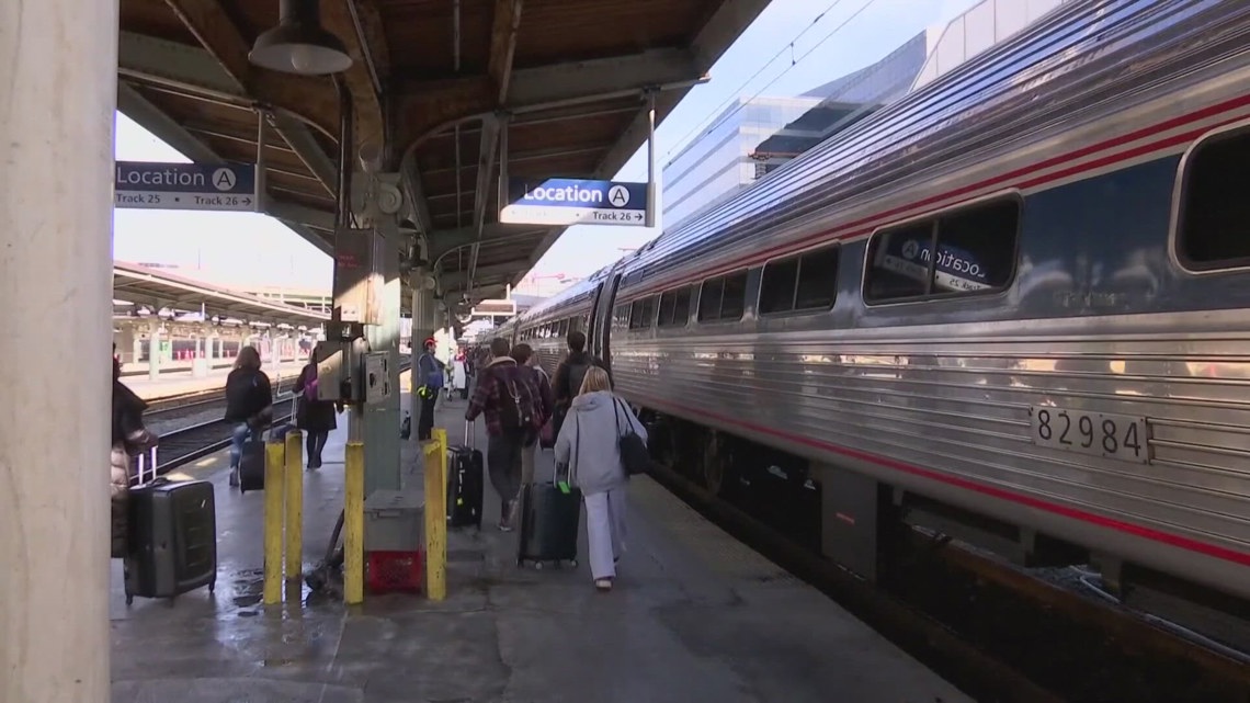 Amtrak Downeaster's seasonal stop at Old Orchard Beach is ending ...