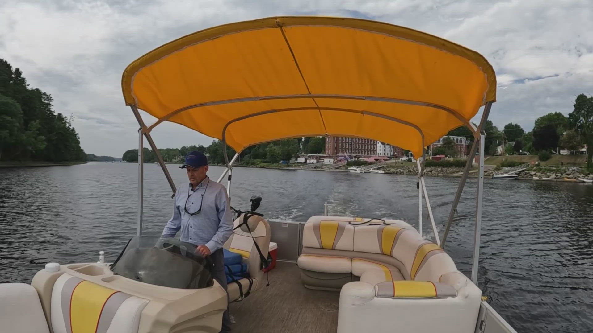 A new private ferry service provides access to Swan Island from Richmond, filling a gap after a state-run ferry ceased operations in 2022.