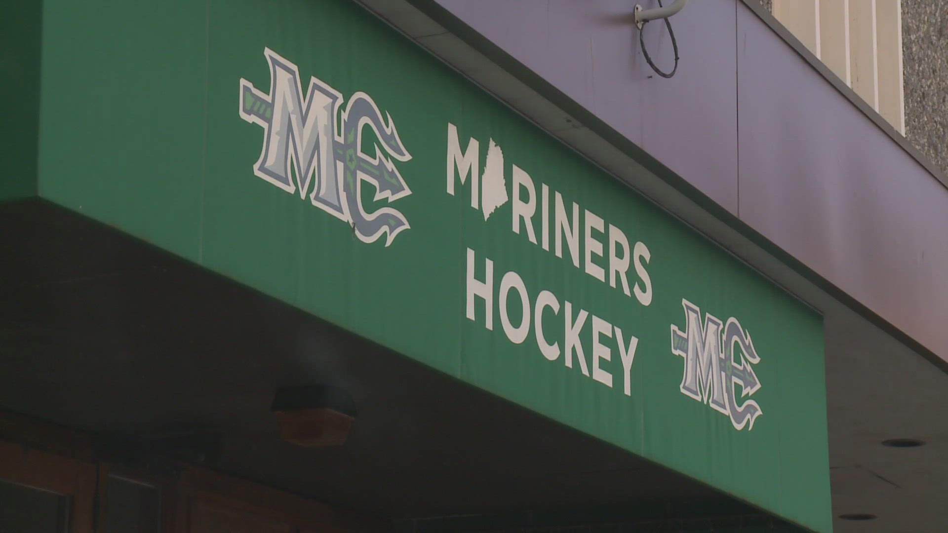 Justice Department leaders meet with lawmakers behind closed doors to ...