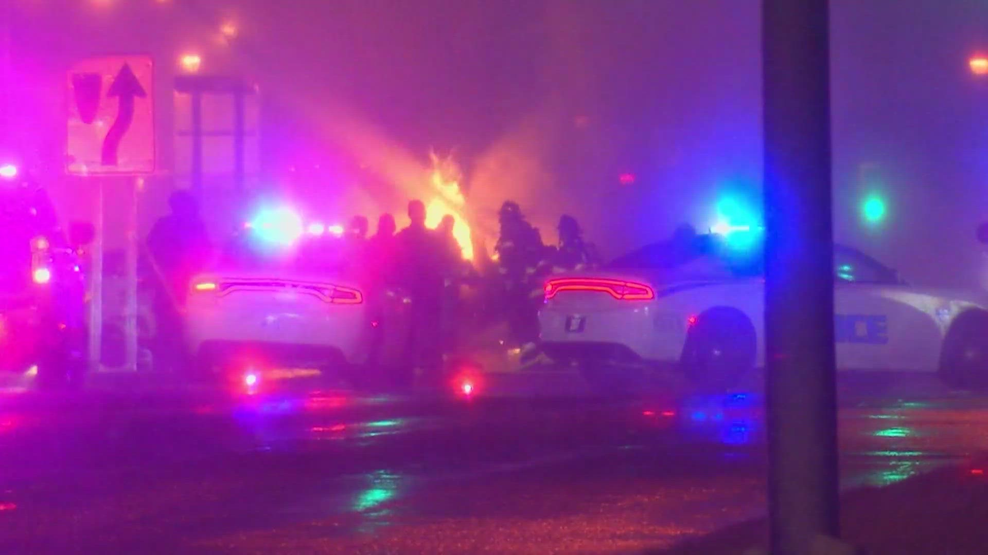 Fiery New Year's Day crash kills 2, injures 5 following concert in New