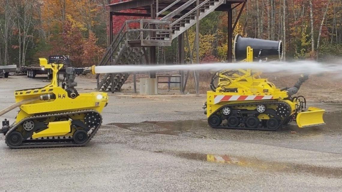 L.A. Rolls Out Bad-Ass Firefighting Robot That Can Push Cars Out of the Way  - Core77