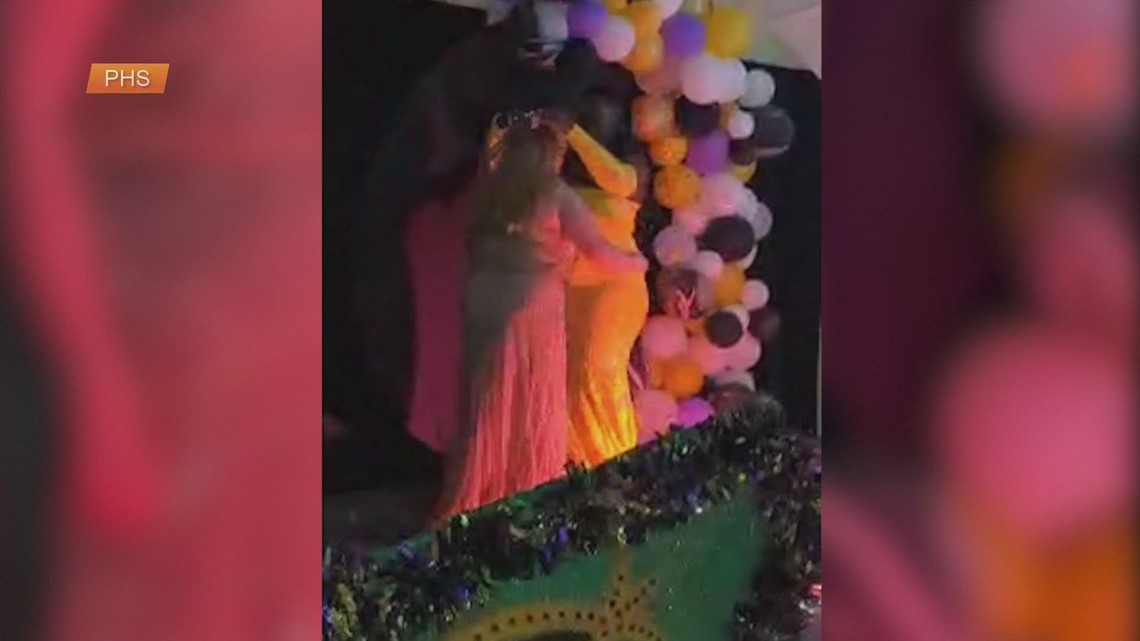 Why one Mississippi prom queen shared her crown