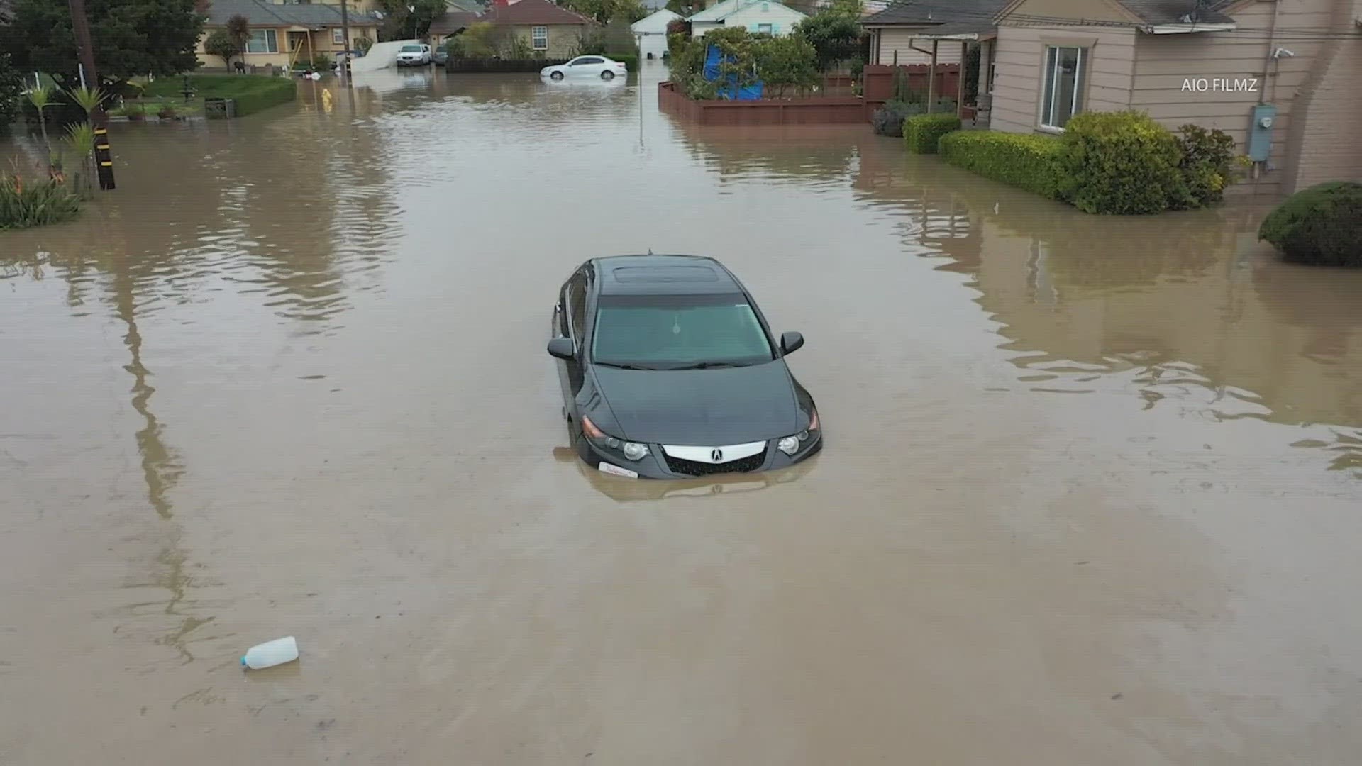 Volunteers from Maine are lending a much needed hand to the American Red Cross by helping with relief efforts in California, Mississippi, Georgia, and Arkansas.