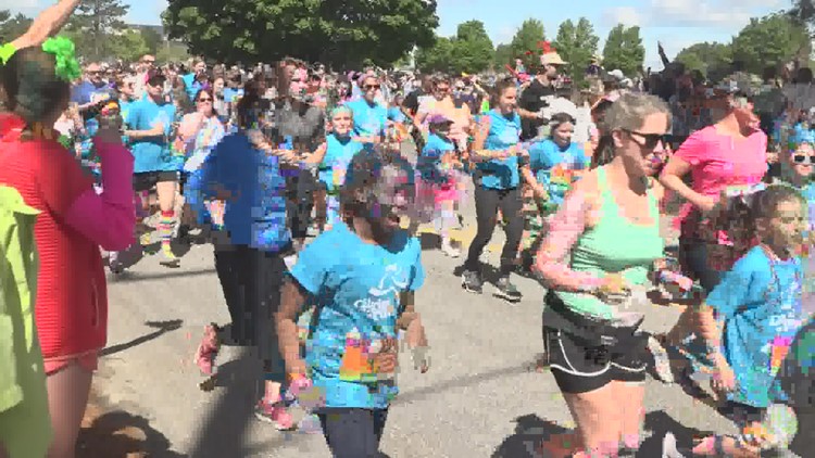 Girls on the Run 5K returns with hundreds of runners