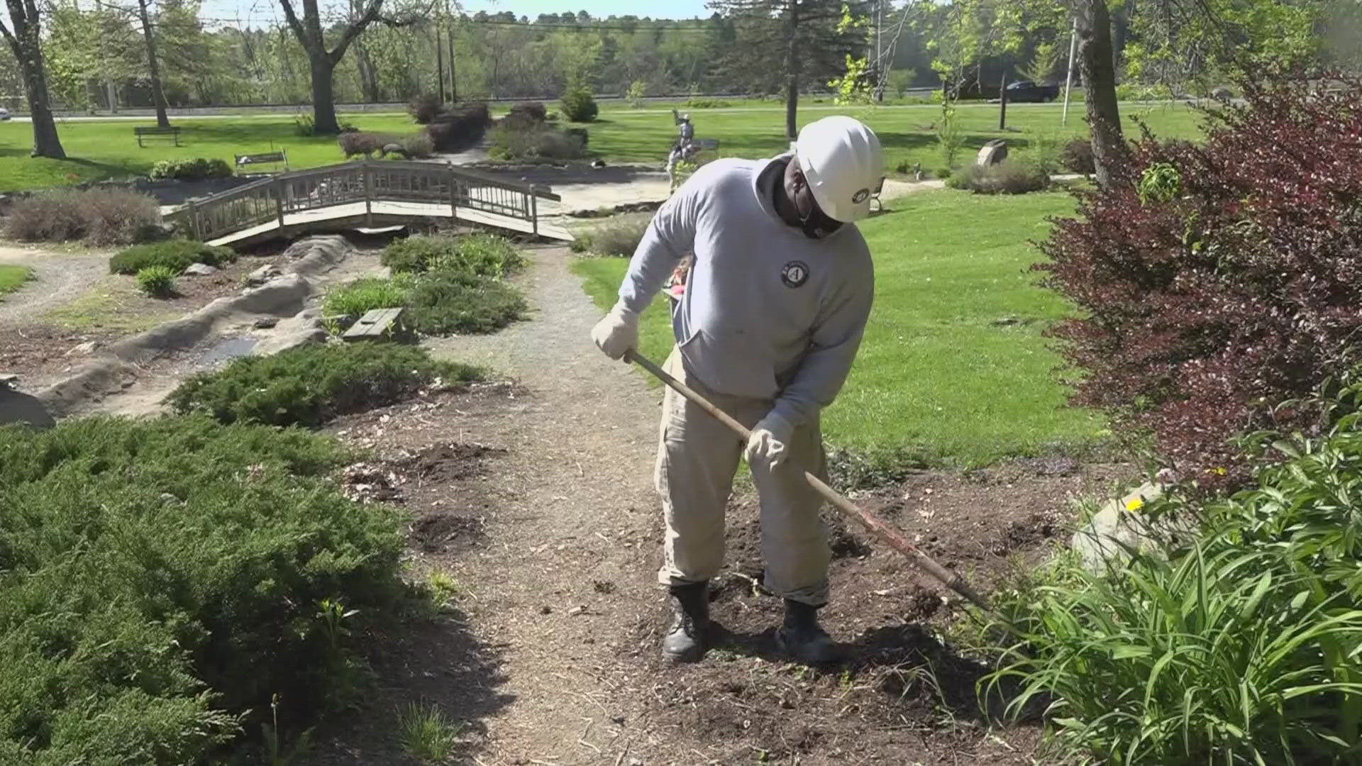 The program provides a number of service and volunteer opportunities. 