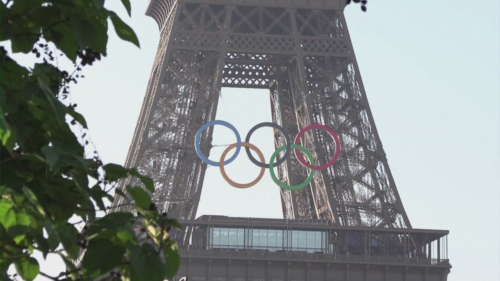 Here's the latest on the 2024 Paralympic Games closing ceremony and the debate over keeping the Olympic rings on the Eiffel tower.