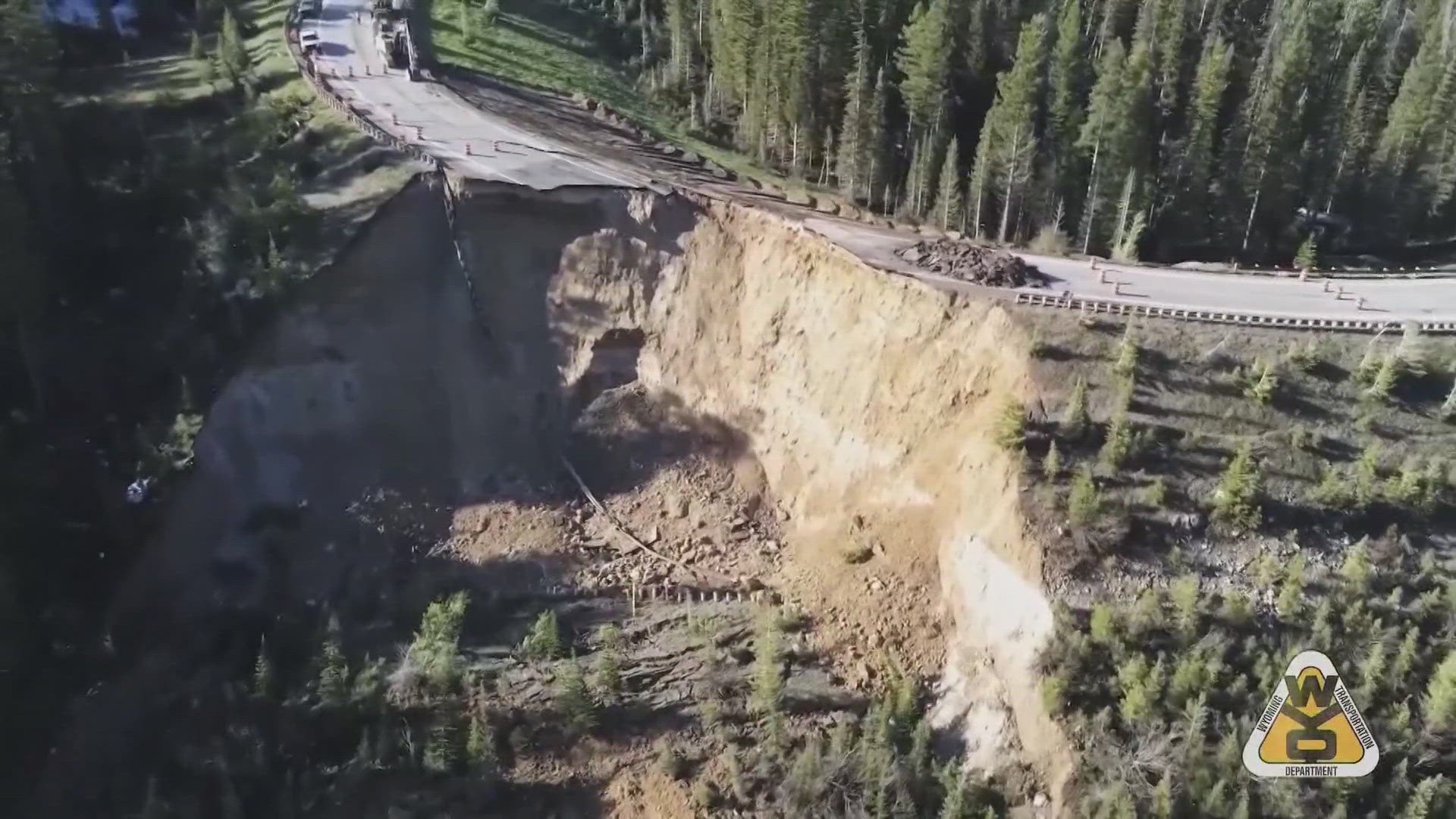 Wyoming landslide | Large chunk of road on Teton Pass collapses ...