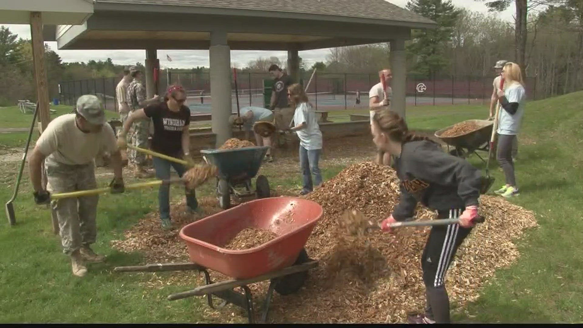 Hundreds volunteer in Windham for PowerServe Saturday