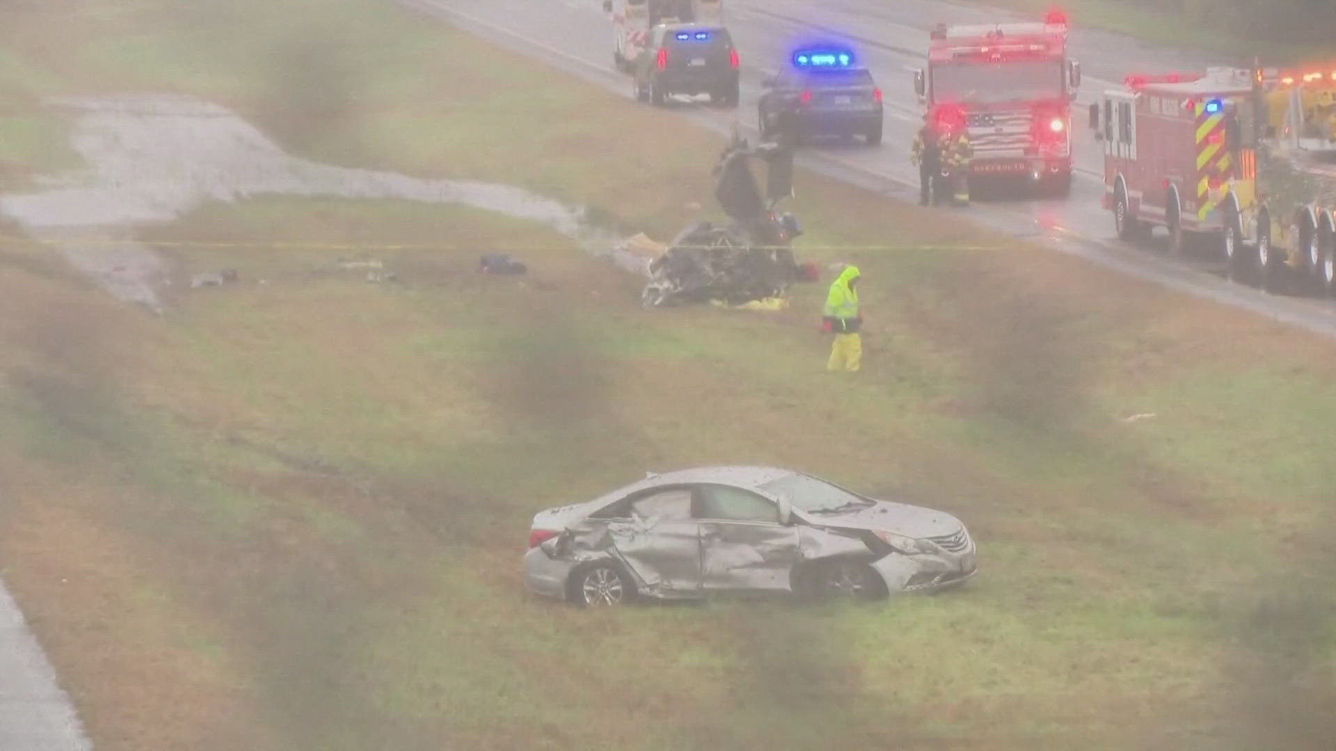 Small plane crash on I-195 in Massachusetts is under investigation ...