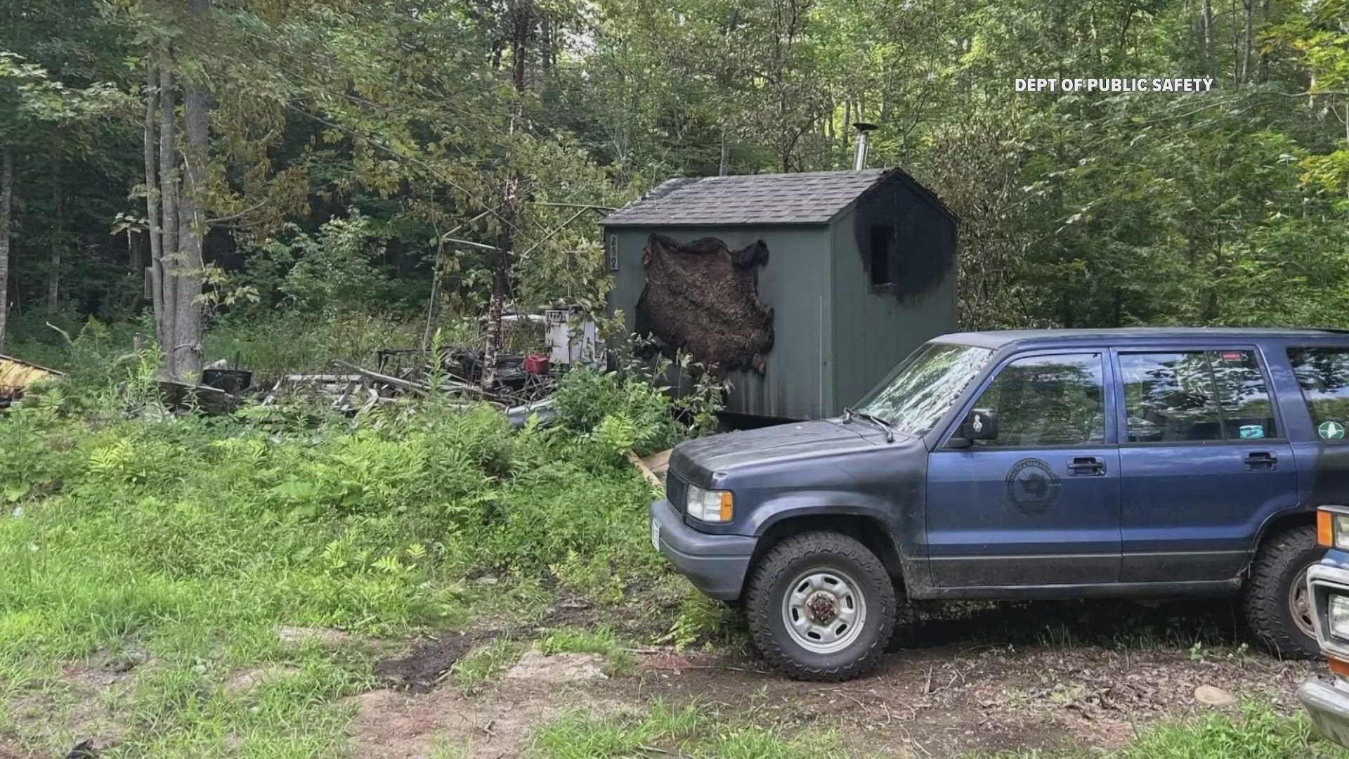 Fire crews responded to Avon Valley Road about 12:45 Sunday afternoon.