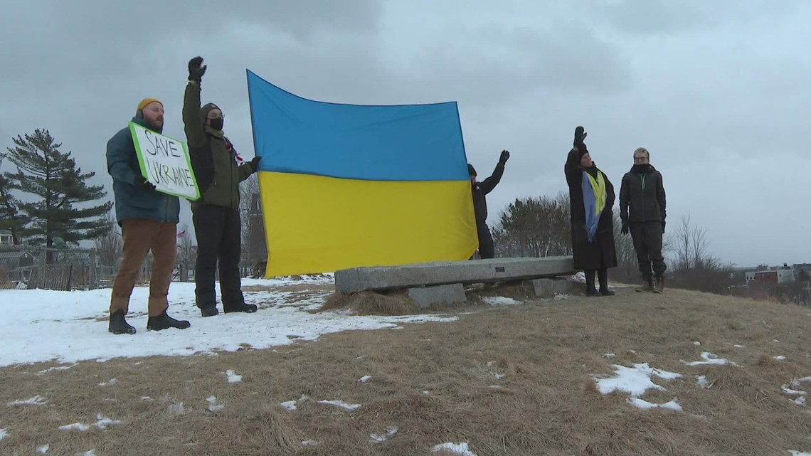 Mainers display hand-made Ukrainian flag over Portland - Vimarsana News