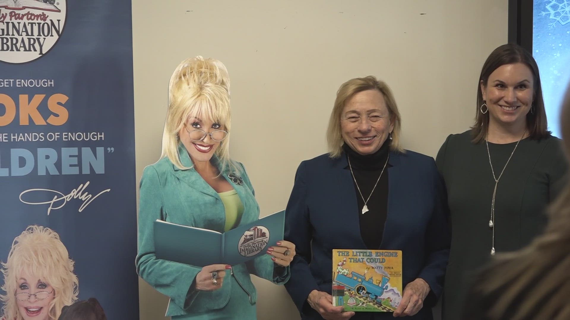 The Tennessee-born country music sensation's philanthropic project aims to get more books into the hands of children and their parents.