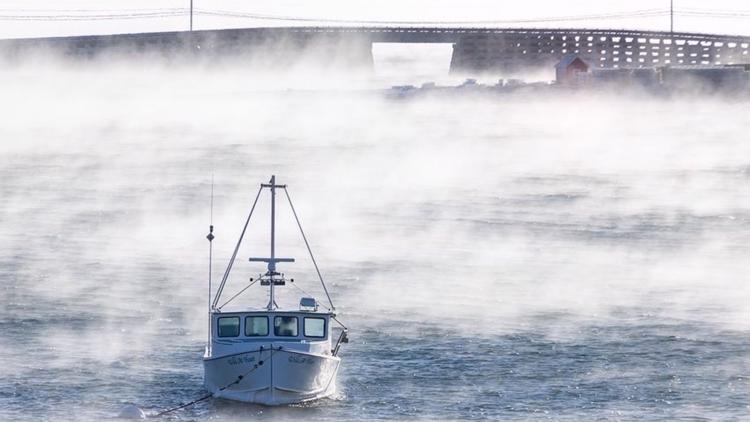 A sea in smoke | newscentermaine.com