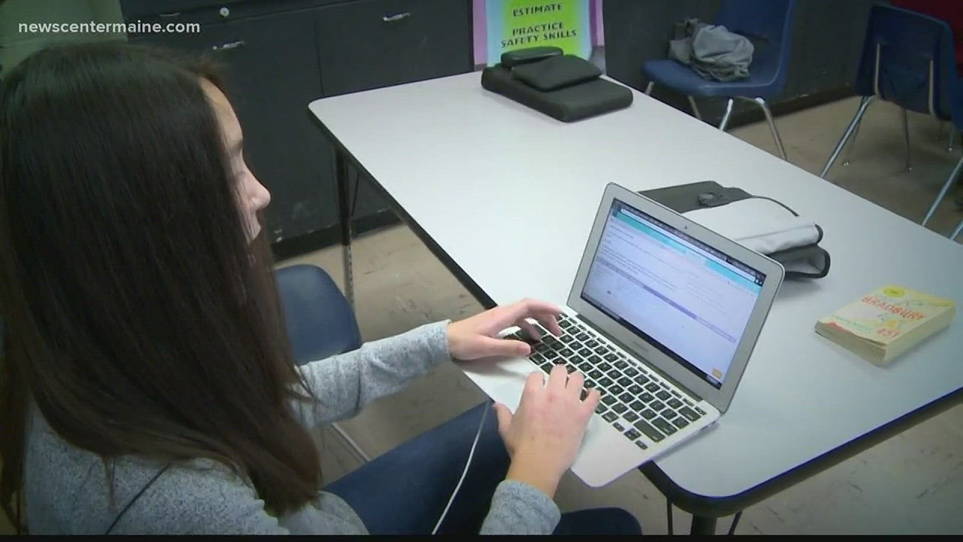 Report: Maine schools falling behind in tech