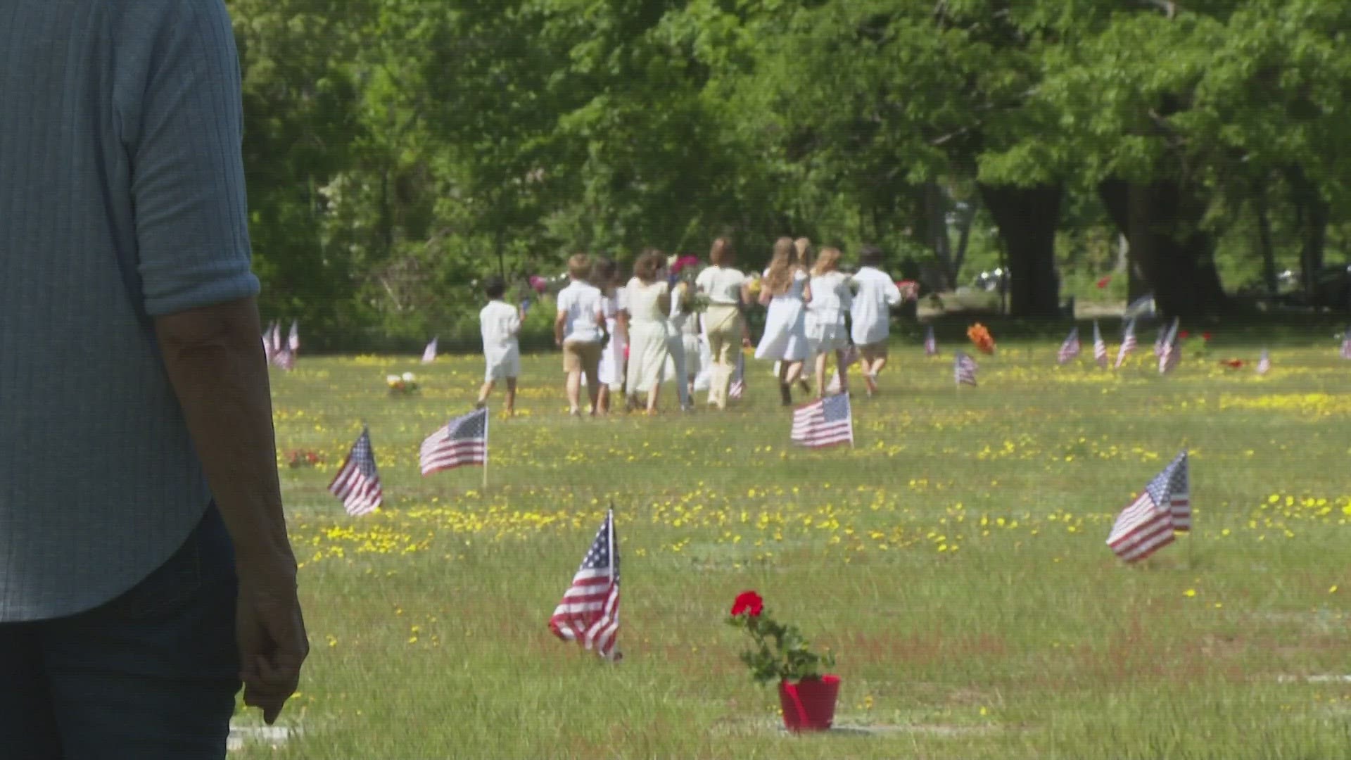 The Deering Center Neighborhood Association and the American Legion held a Memorial Day procession and commemorations in Portland.