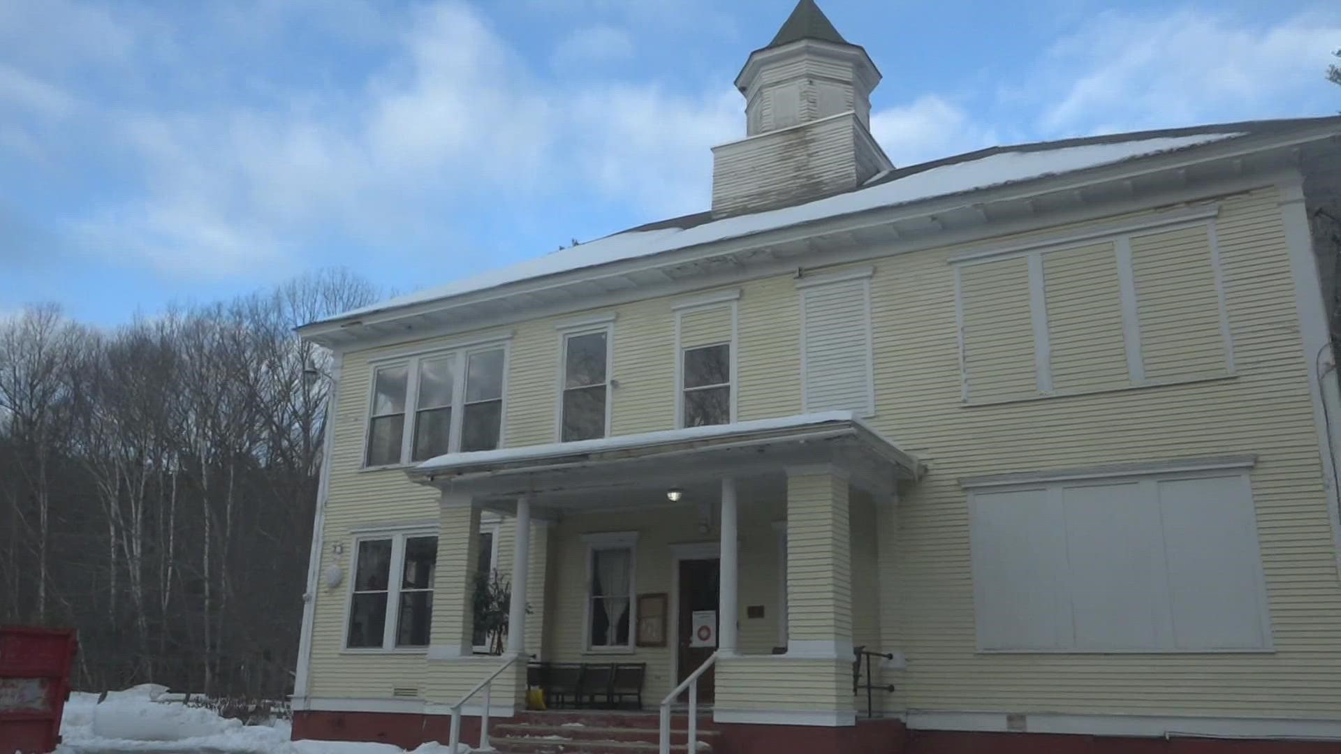 Schoolhouse Arts Center in Standish has been focusing on educating and entertaining its community for the last three decades, but the building is falling apart.
