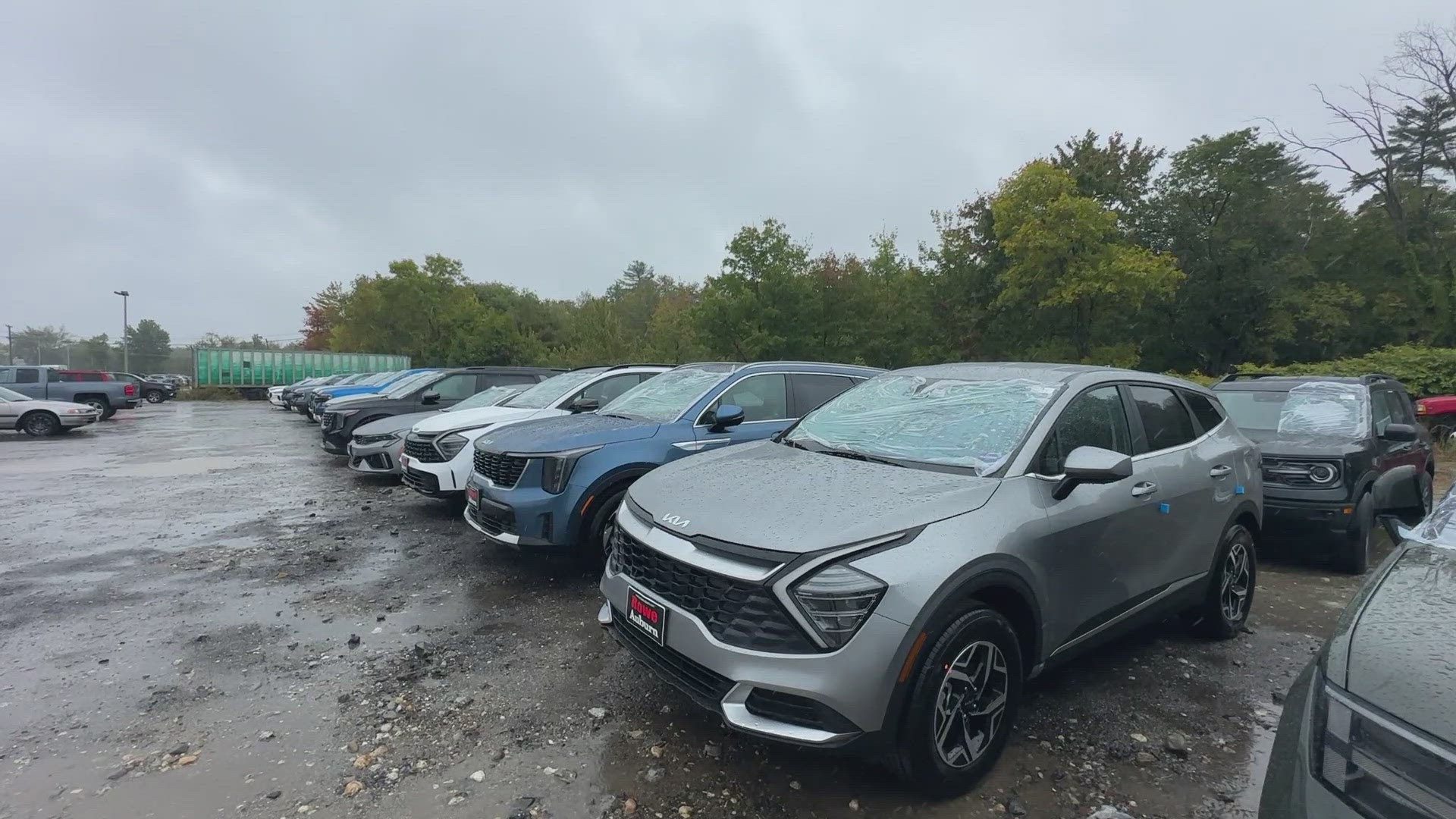 The man was accused of smashing windows of 75 vehicles at a dealership in Auburn but posted bail set at $150. He was arrested days later on for a different crime.