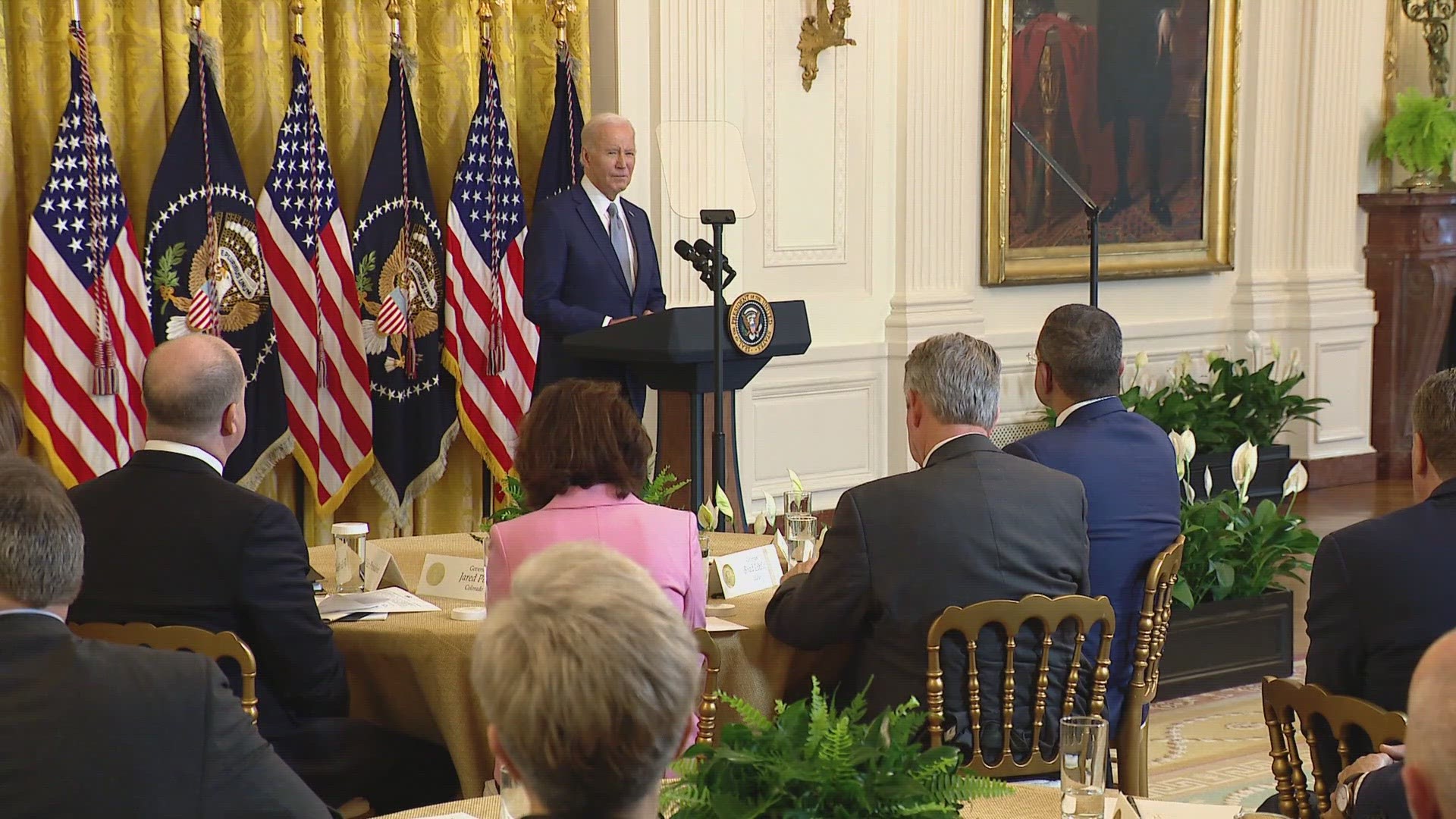 Biden announces more than 500 new sanctions against Russia ...