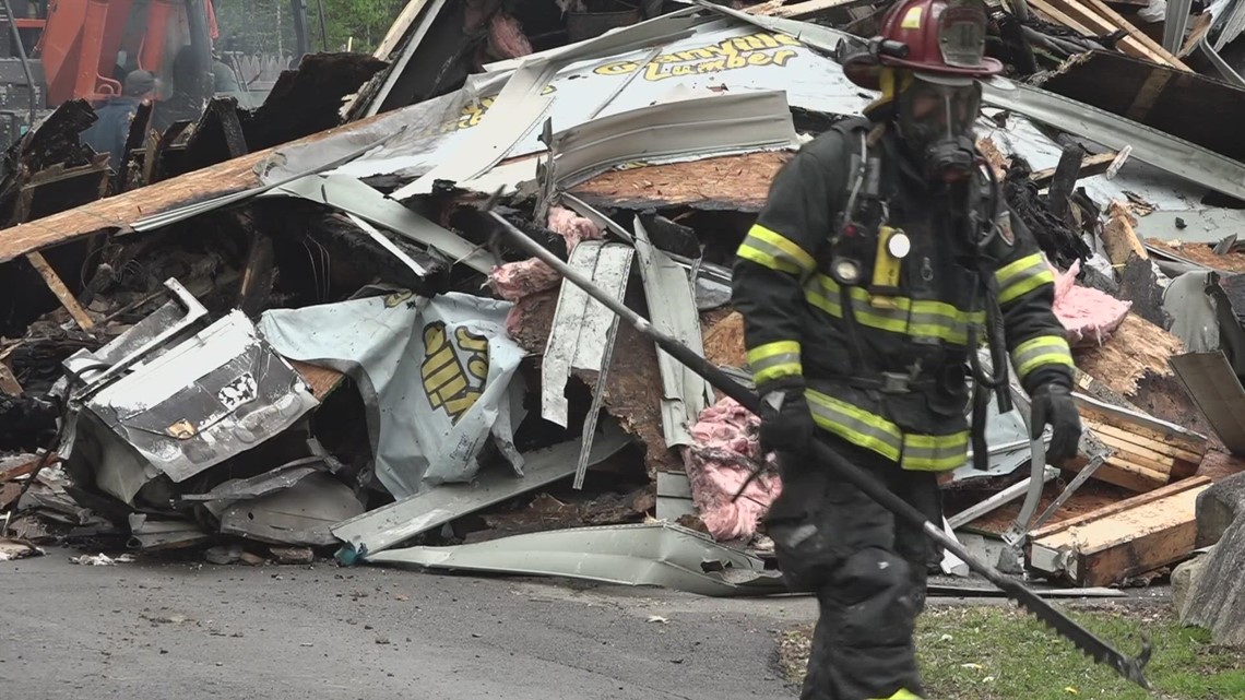 Hampden boy alerts family of fire that destroyed home - Vimarsana News