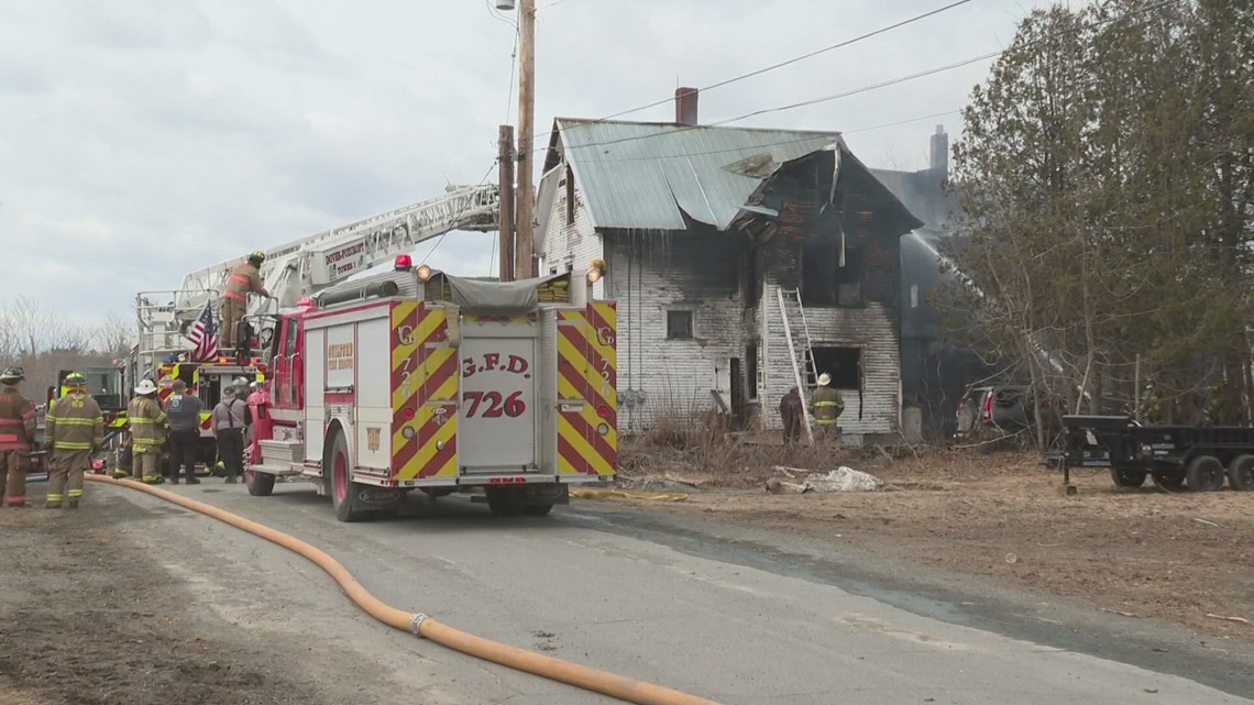 Apartment in DoverFoxcroft fully involved by the time fire crews